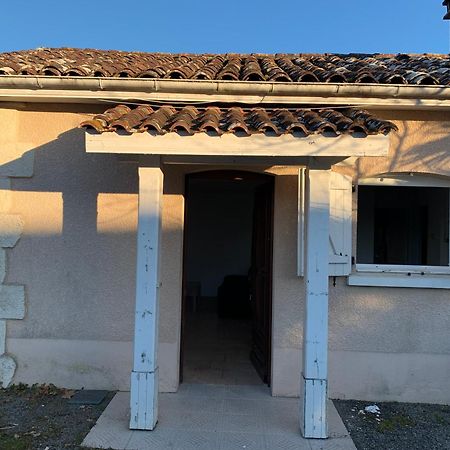 Petite Maison Dans Un Village Du Gers Sabazan Luaran gambar